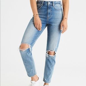 American Eagle Mom Jeans